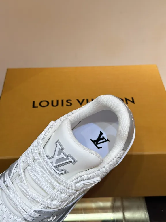 Louis Vuitton Shoe 